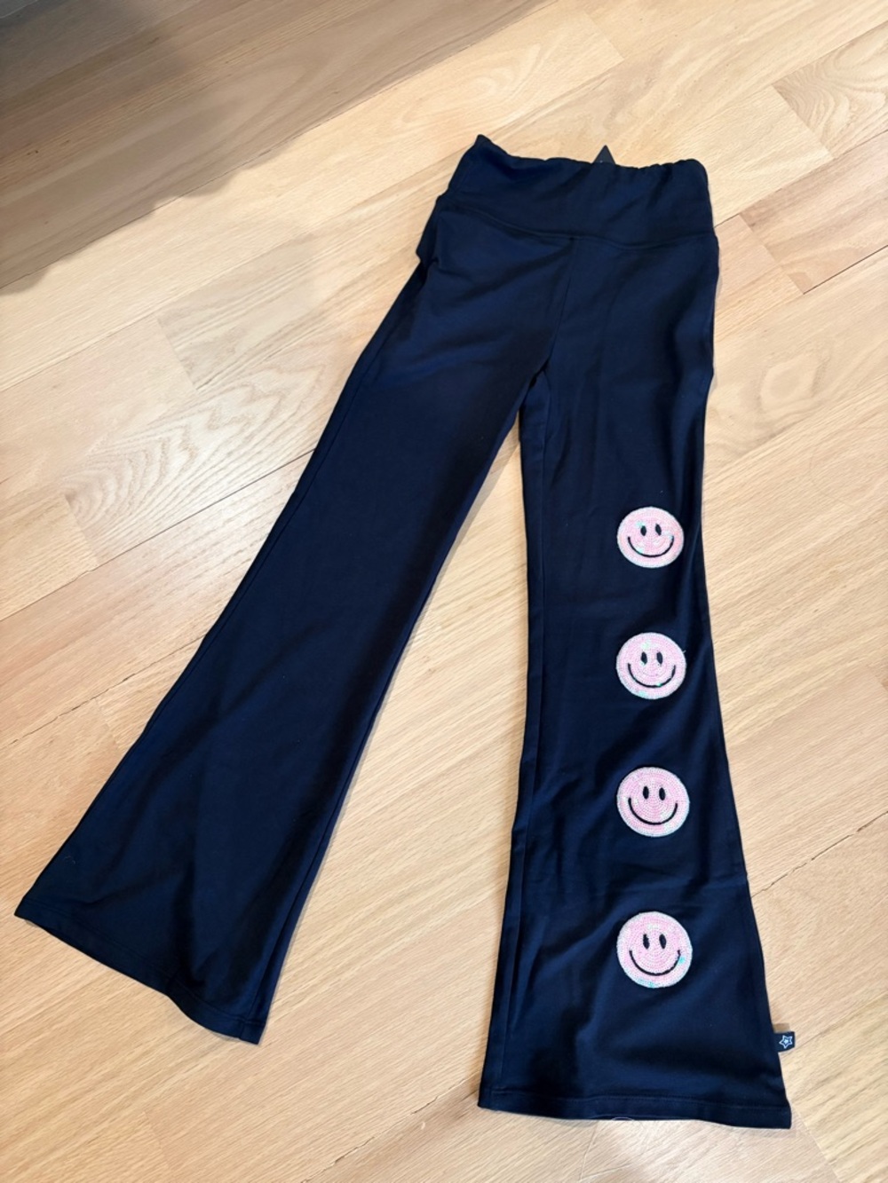 NWT Pixielane Black Flared Leggings with Pink Smiley Patches 8